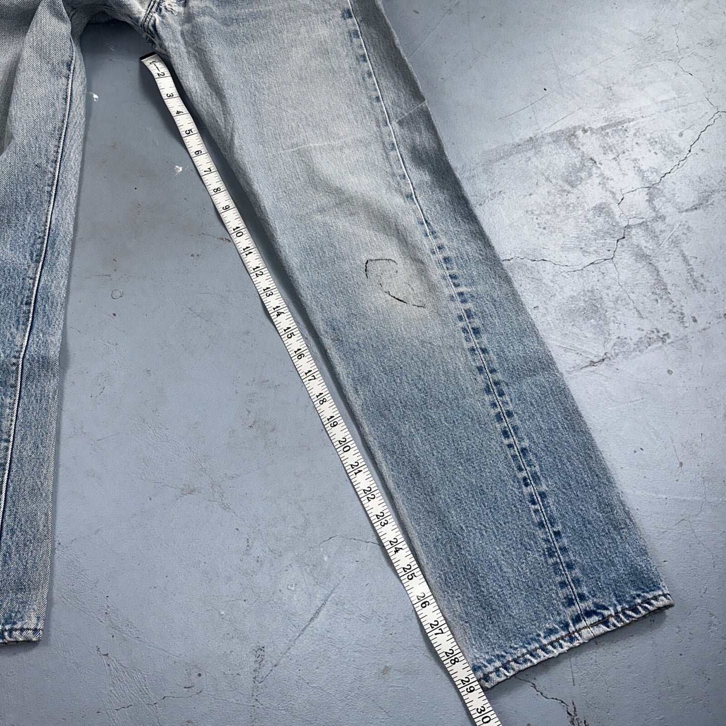 Levis 501 Vintage 80s Redline Selvedge USA XX Jeans Light Wash 32x33 Act 29x29