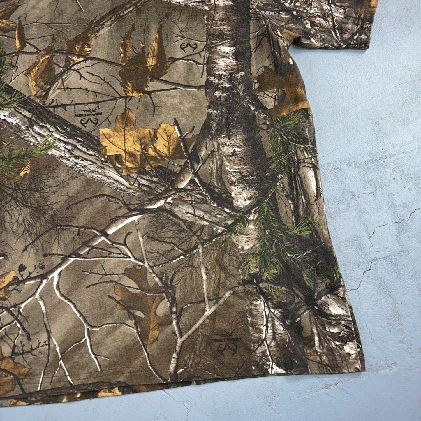 Realtree Camo Short Sleeve VTG Style T Shirt Hunting Trees Camoflauge Y2K Sz XL