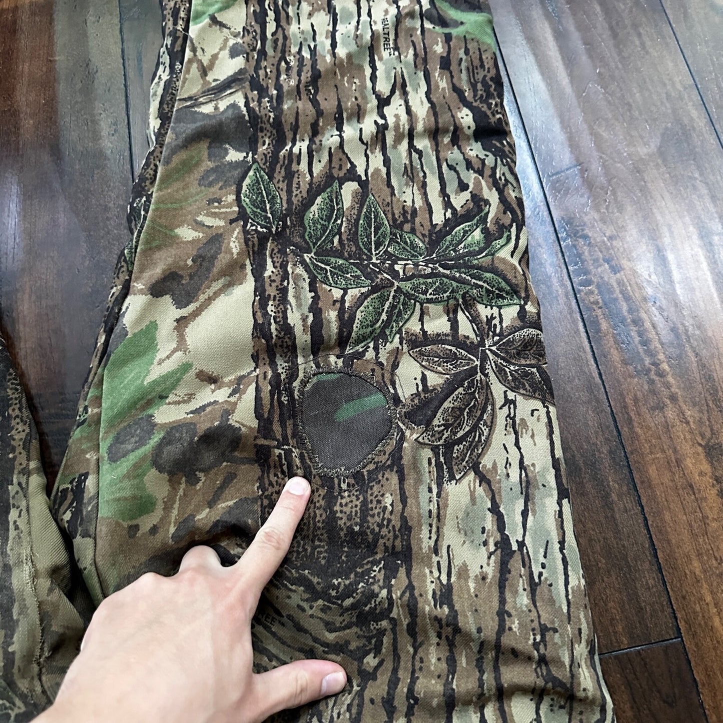 VTG 90s Cabela's Realtree Camo Fleece Pants Cargo Pocket 35x28 Made in the USA