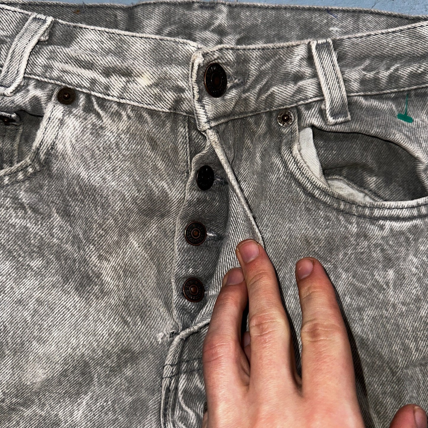 Levis 501 Vintage 80s USA XX Straight Leg Jeans Gray Acid Wash 27x32 Act 26x31