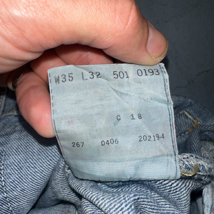 Levis 501 Vintage 90s Y2K Straight Leg Jeans Blue Light Wash 35x32 Act 34x31