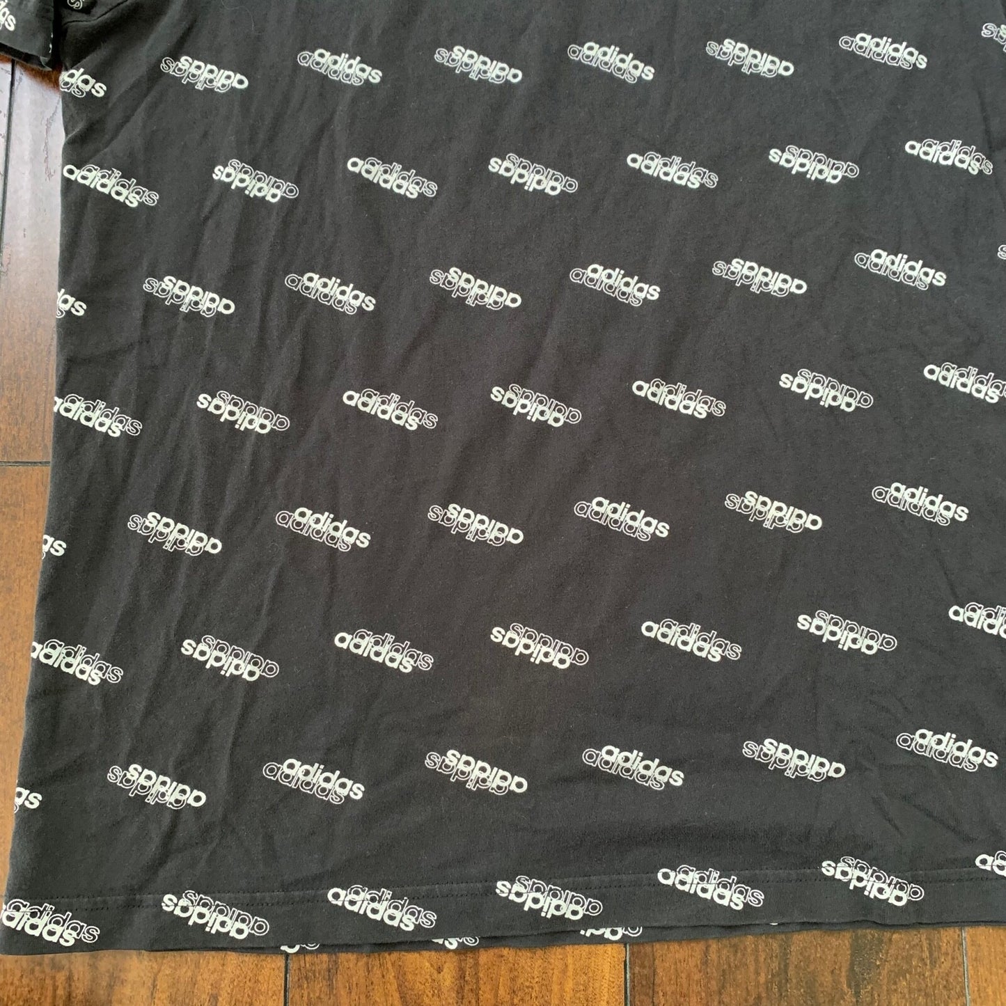 Adidas All Over Logo Print Kanye West Vintage Style T Shirt Y2K Sports Boost 350