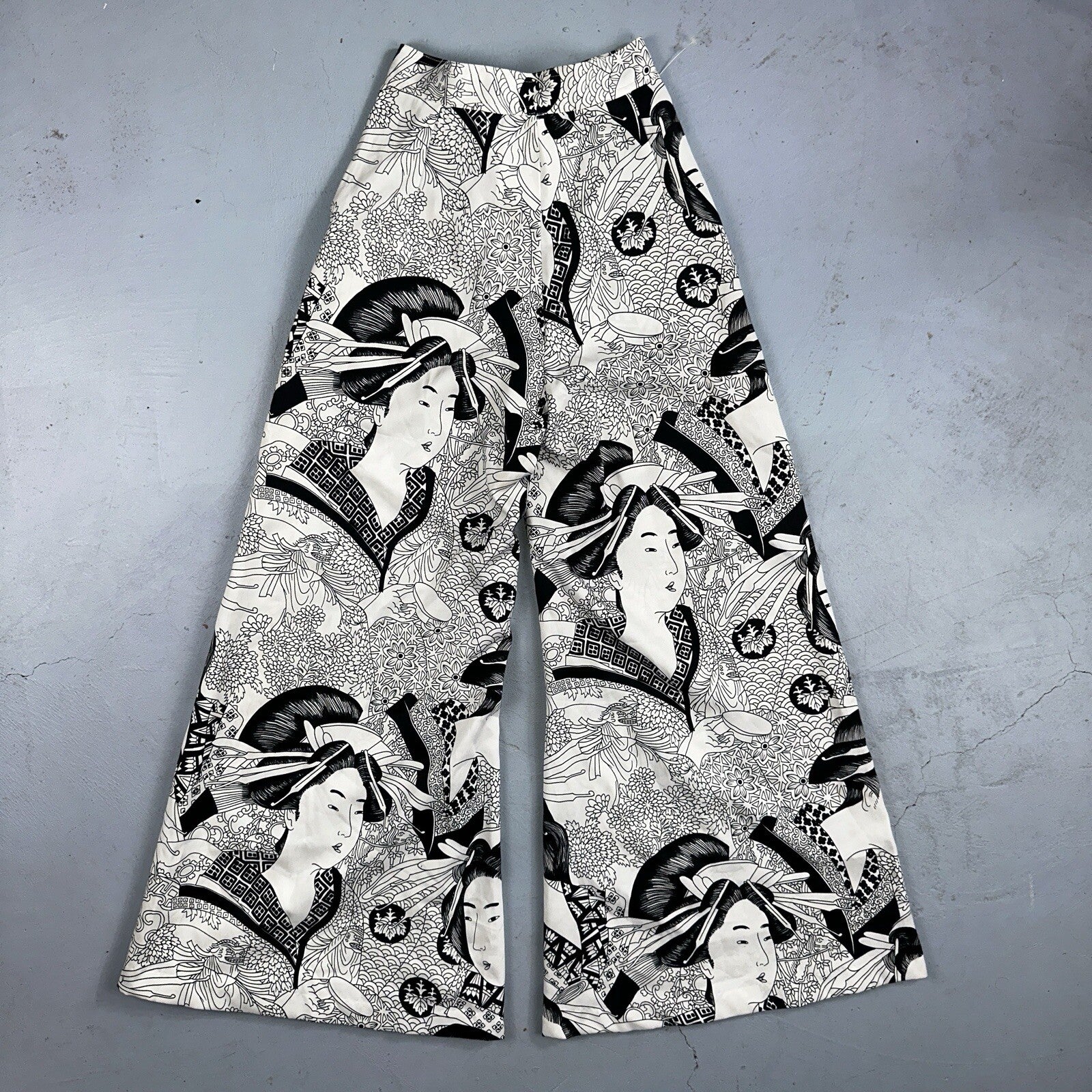 Vintage 60s FUMI’S Hawaii USA Women's 3 Geisha Bell Bottom Pants RARE 1960s 20