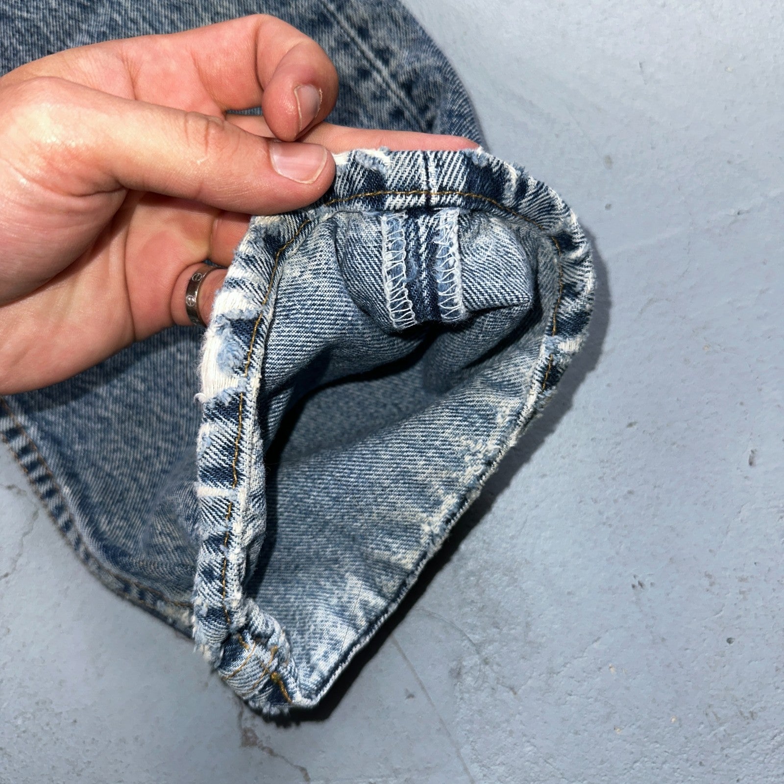 Levis 501 Vintage 80s USA XX Straight Leg Jeans Blue Light Wash 31x34 Act 30x32