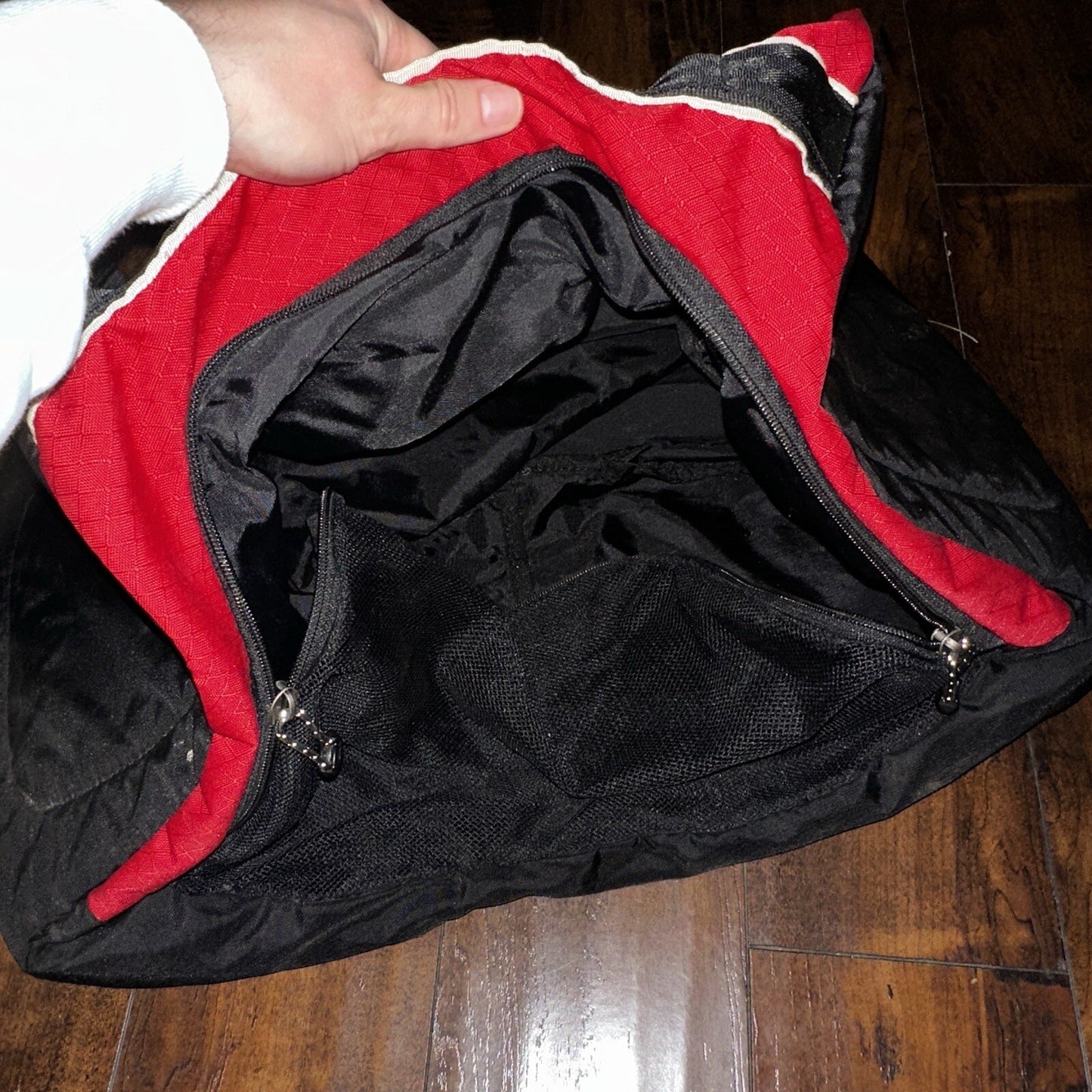 Nike ACG Duffle Bag Gym Travel Rare VTG 1990s Hike Basketball JORDAN 90s Bred