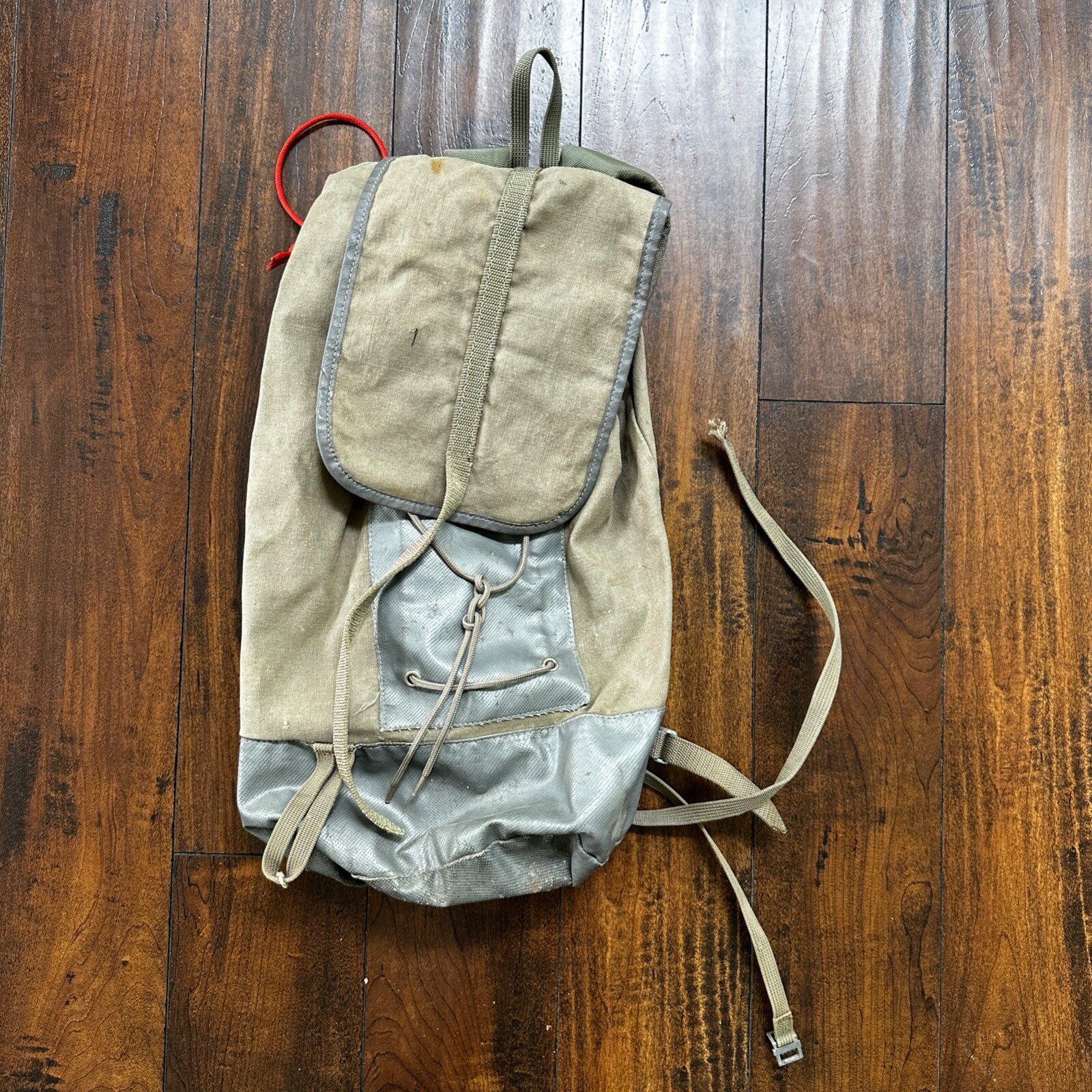 Millet Le Sherpa Mountain Hiking Rucksack Walter Bonatti 1950's Canvas Bag 50s