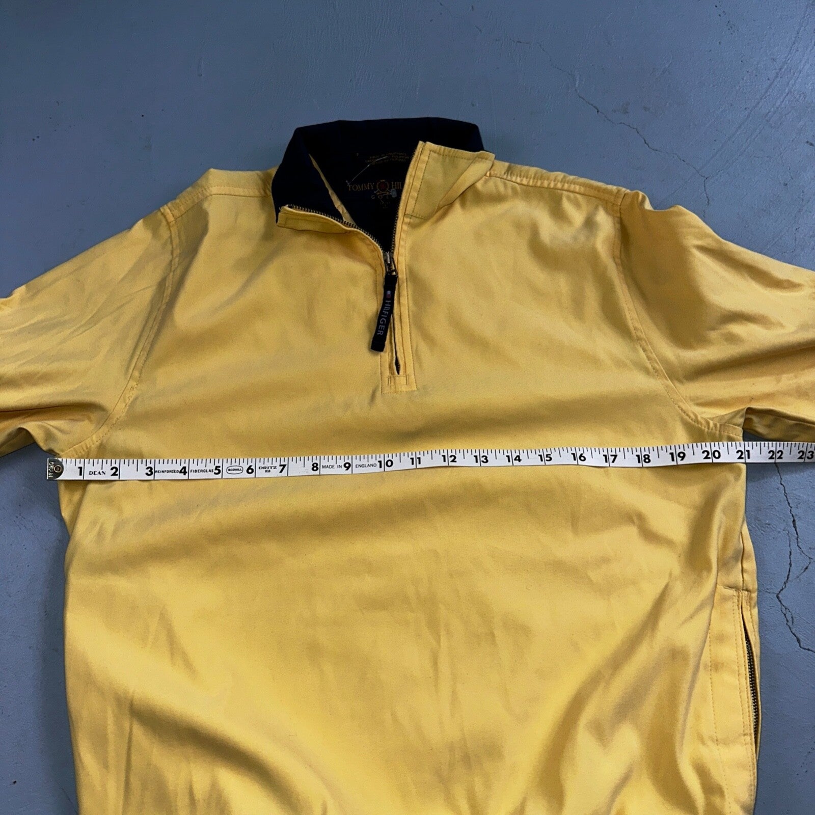 Tommy Hilfiger Golf Yellow Windbreaker Polyester Quarter Zip Pullover Small