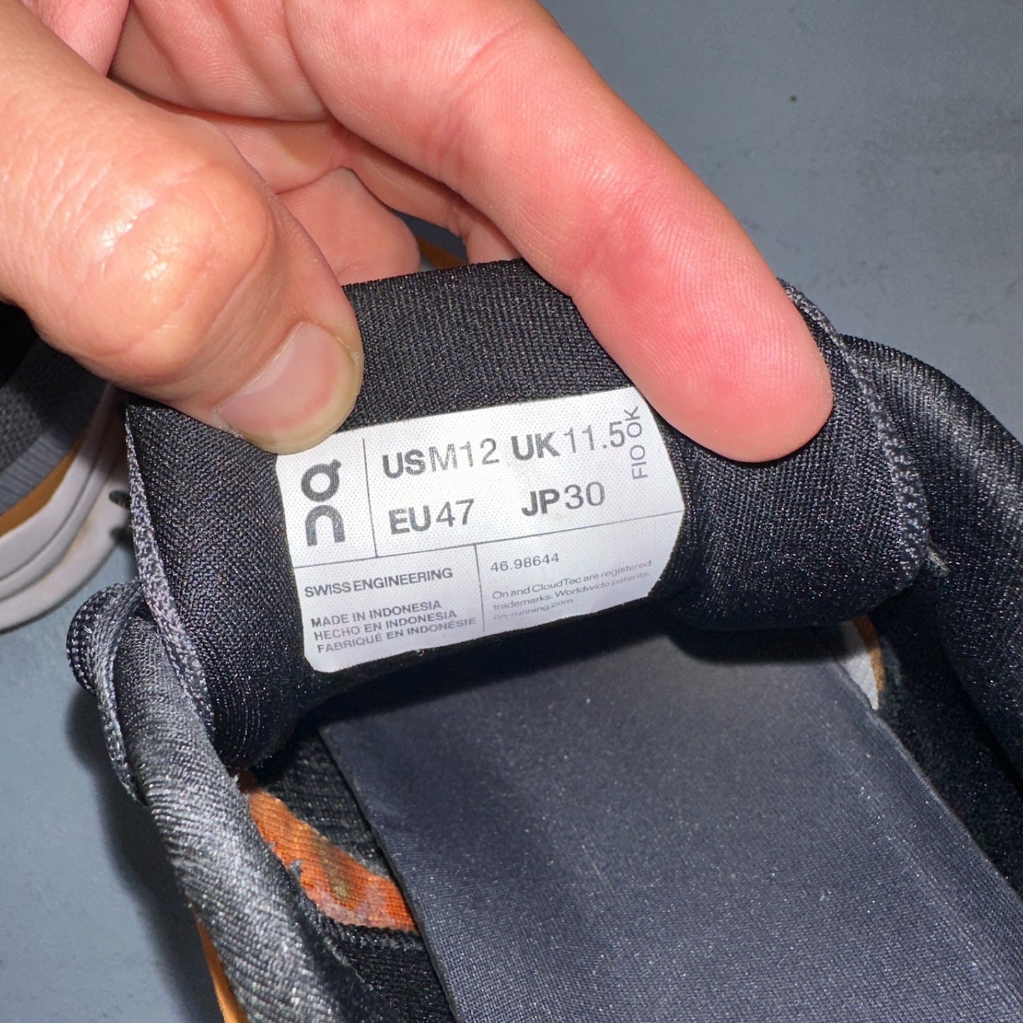 On Cloud Cloud Runner Running Shoes Men’s Sz 12 Orange Gray Athletic Trainers