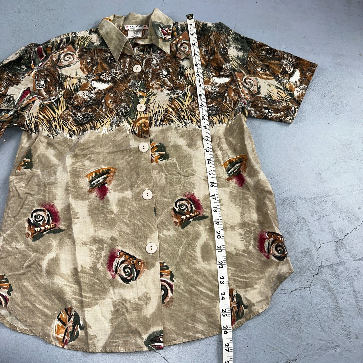Vtg Act III USA Made Shirt Button Up Blouse African Safari Lion Tigers Small 80s