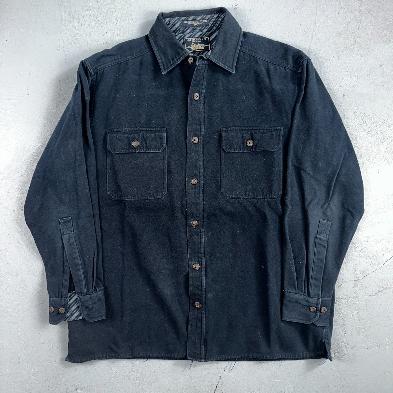 Levis Button Up Shirt Mens M Blue Flannel Long Sleeve Heavyweight Cotton Shacket