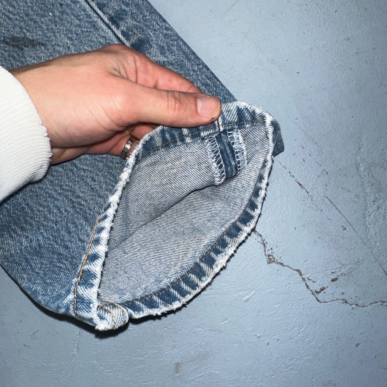 Levis 501 Vintage Y2K XX Straight Leg Jeans 33x36 Light Wash 2000s Act 31x32