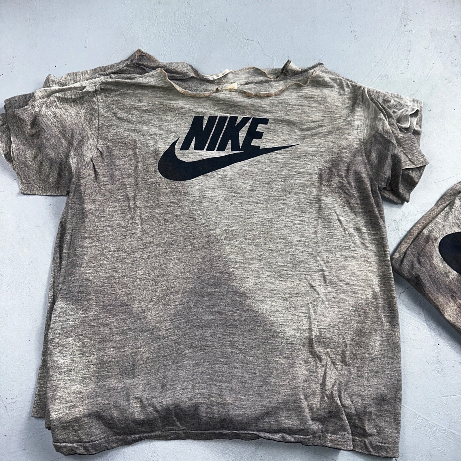 Nike 70s Lot of 8 VTG T Shirt Orange Tag Gray Swoosh Soft Chopped Front Team