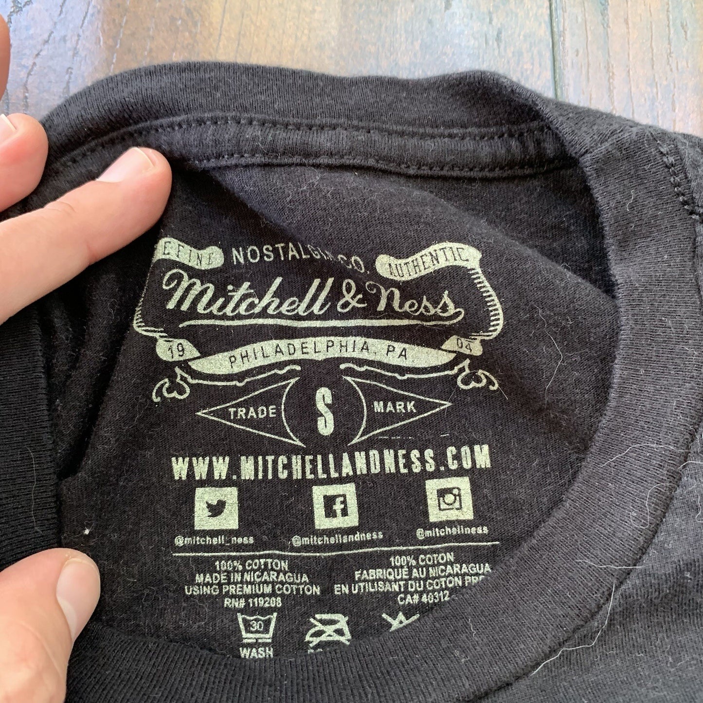 Mitchell & Ness LA Lakers 80’s Team Lake Show Hardwood Classics Shirt VTG Kobe