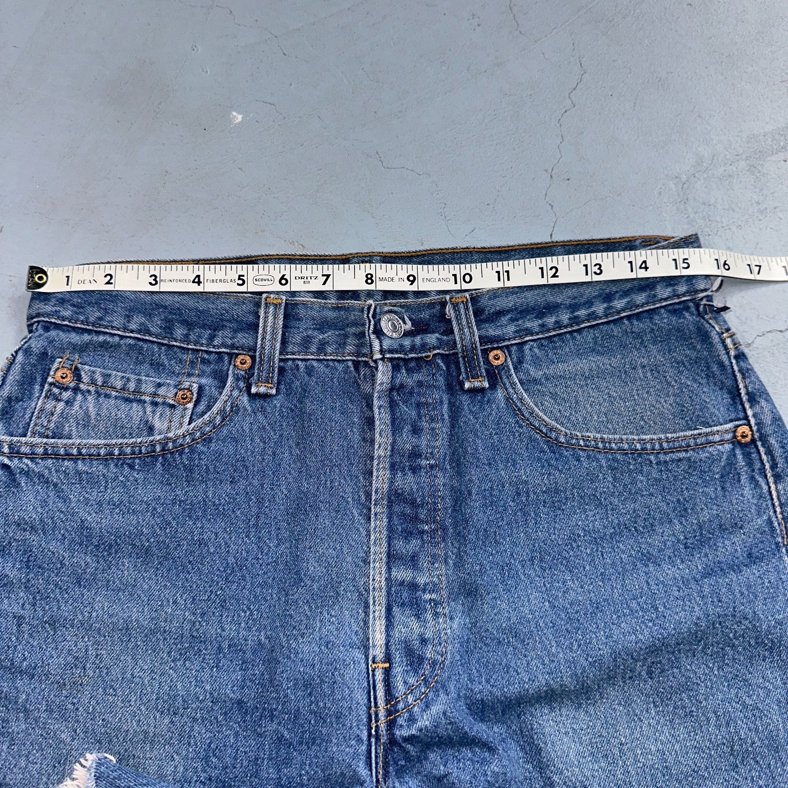 Levis 501 Vintage 80s USA XX Shorts Cut Off Blue Light Wash 32x32 Act 31x6