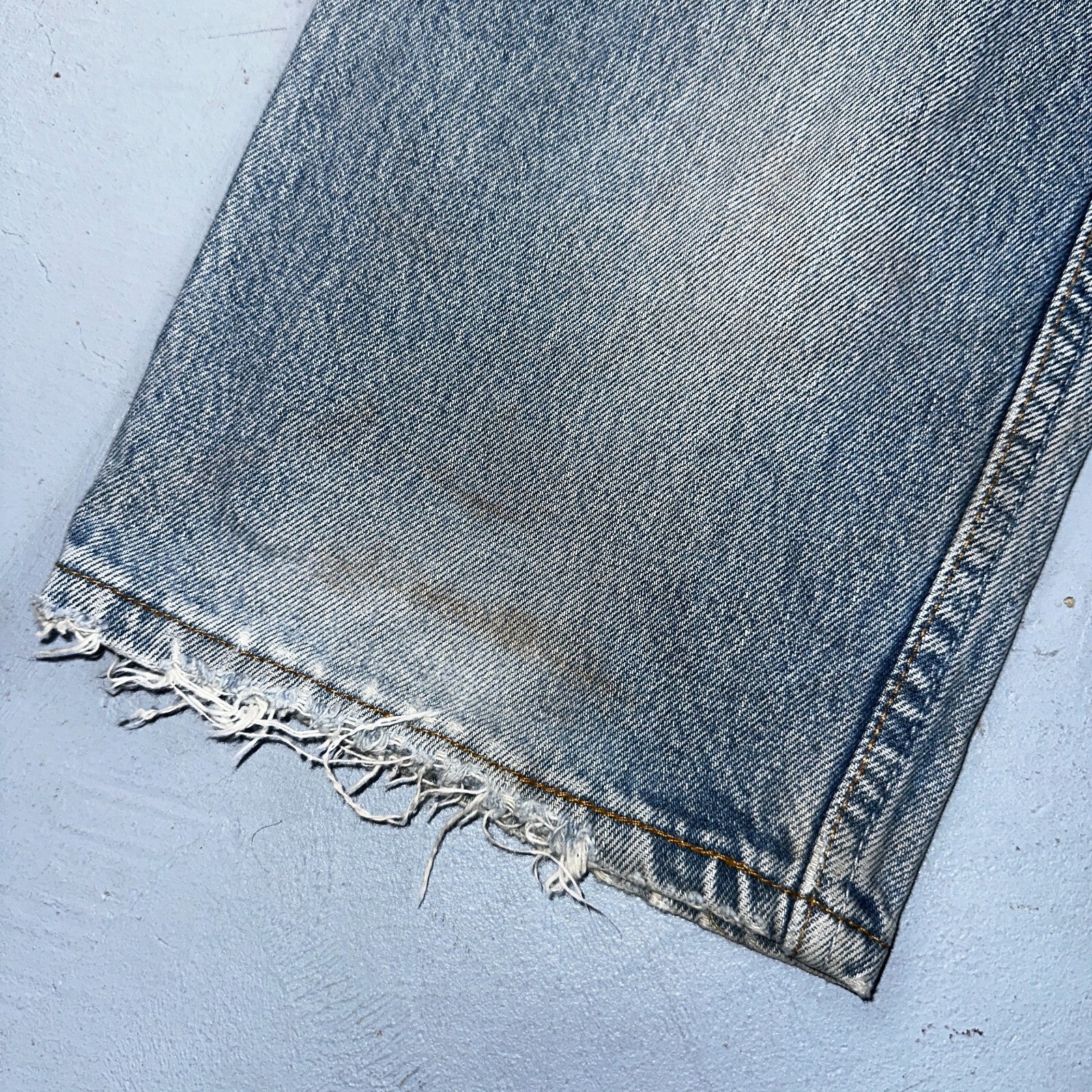 Levis 501 Vintage 90s USA XX Straight Leg Jeans Blue Light Wash 36x34 Act 34x33