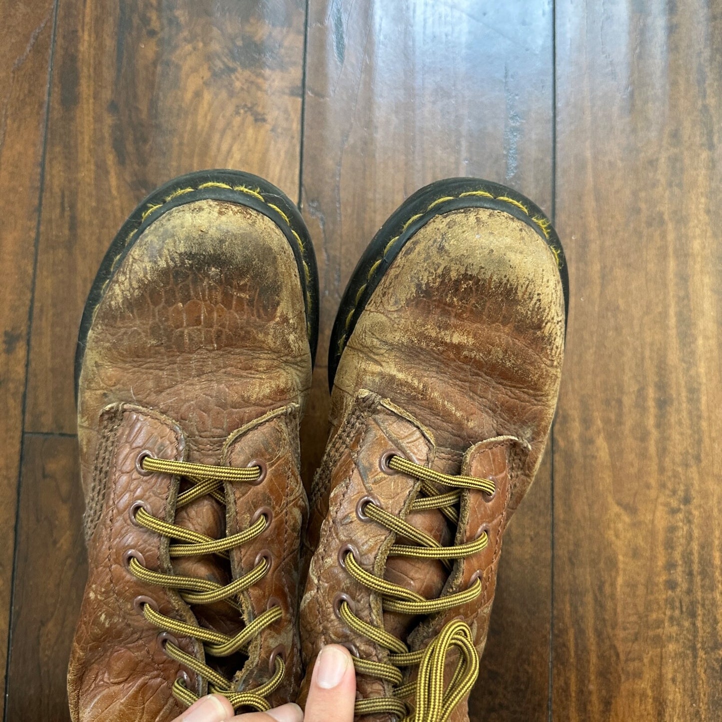 Dr. Martens Pascal Croc Brown Leather Lace-up Boots Women’s Size 6 HEAVY USED