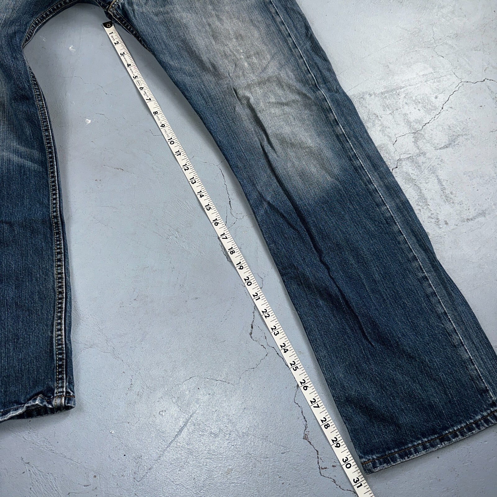 Levis 501 Vintage Y2K XX Straight Leg Jeans Blue Med Wash 33x32 Act 32x31