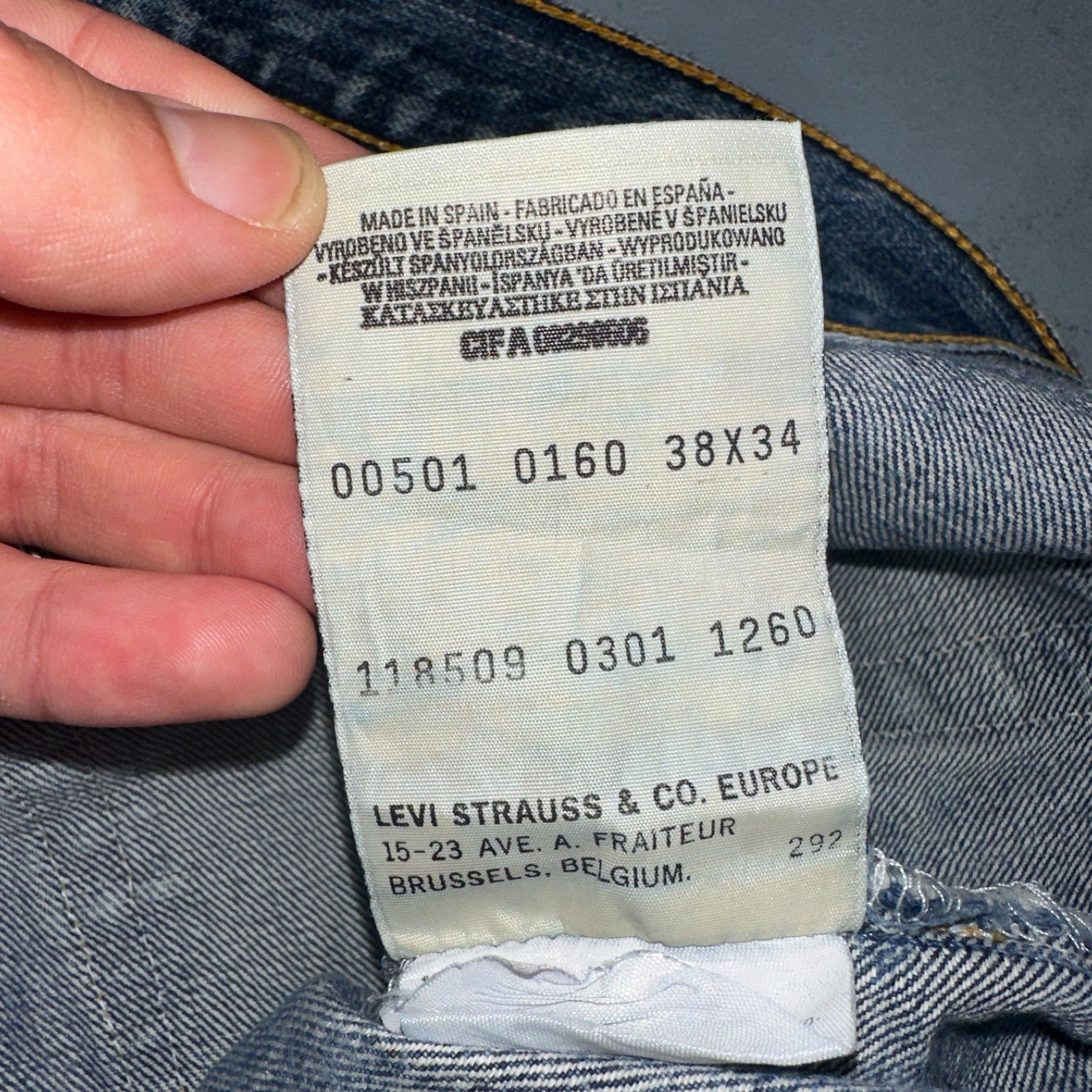 Levis 501 Vintage 90s Spain XX Straight Leg Jeans Blue Med Wash 38x34 Act 38x33