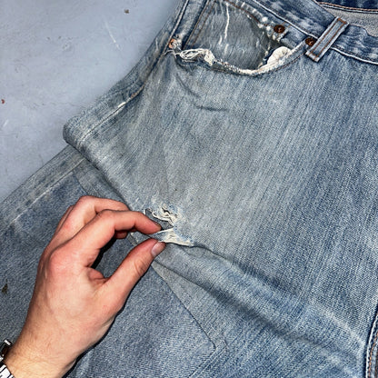 Levis 501 Vintage Y2K XX Straight Leg Jeans Blue Light Wash 38x34 Act 38x32