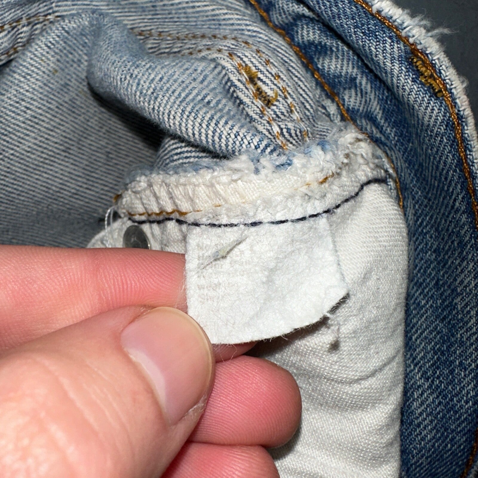 Levis 501 Vintage 80s Redline Selvedge USA XX Jeans Light Wash 524 Act 25x29