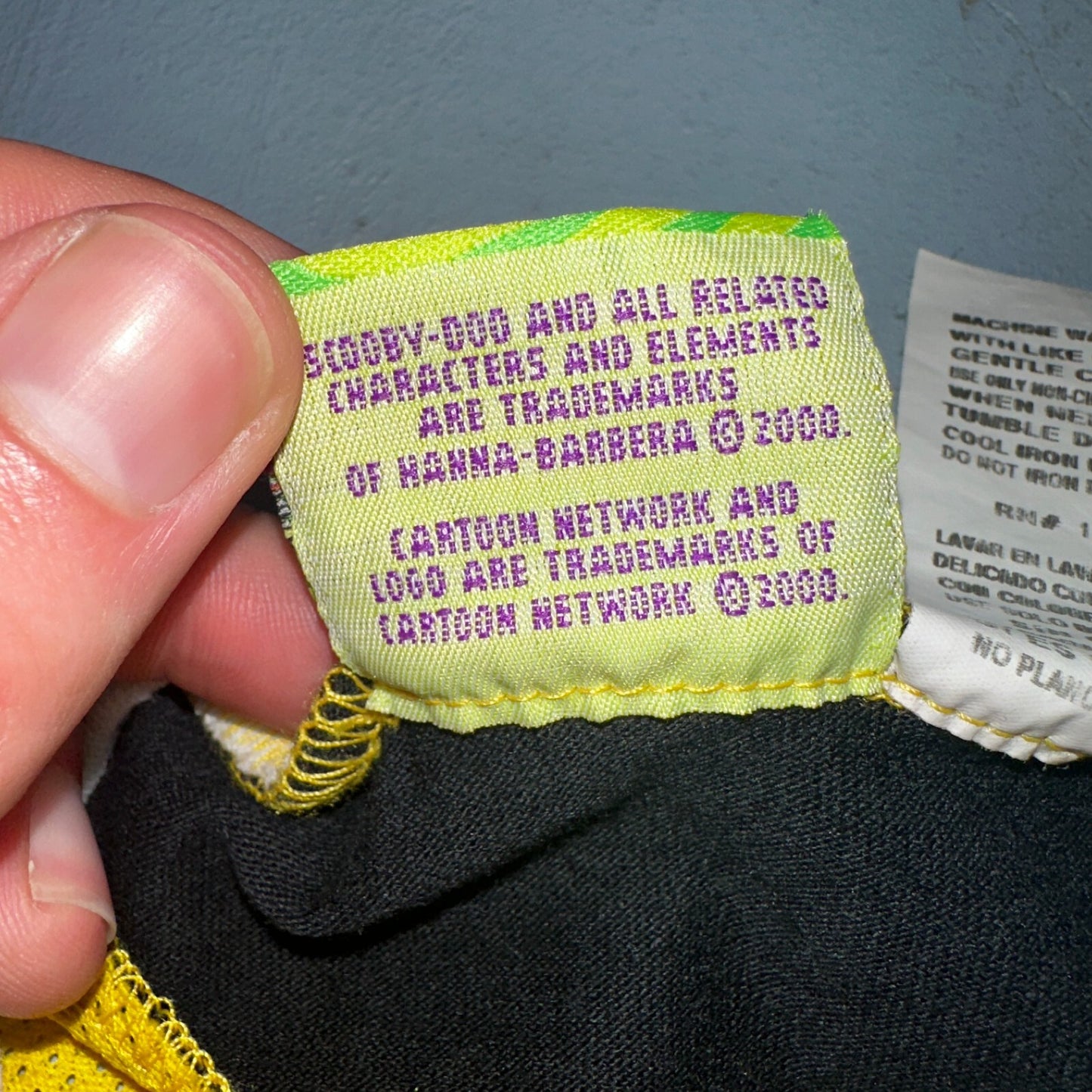 Vintage Scooby Doo Curveball Shirt Boys Size 12 Yellow Jersey Baseball 2000 Y2K