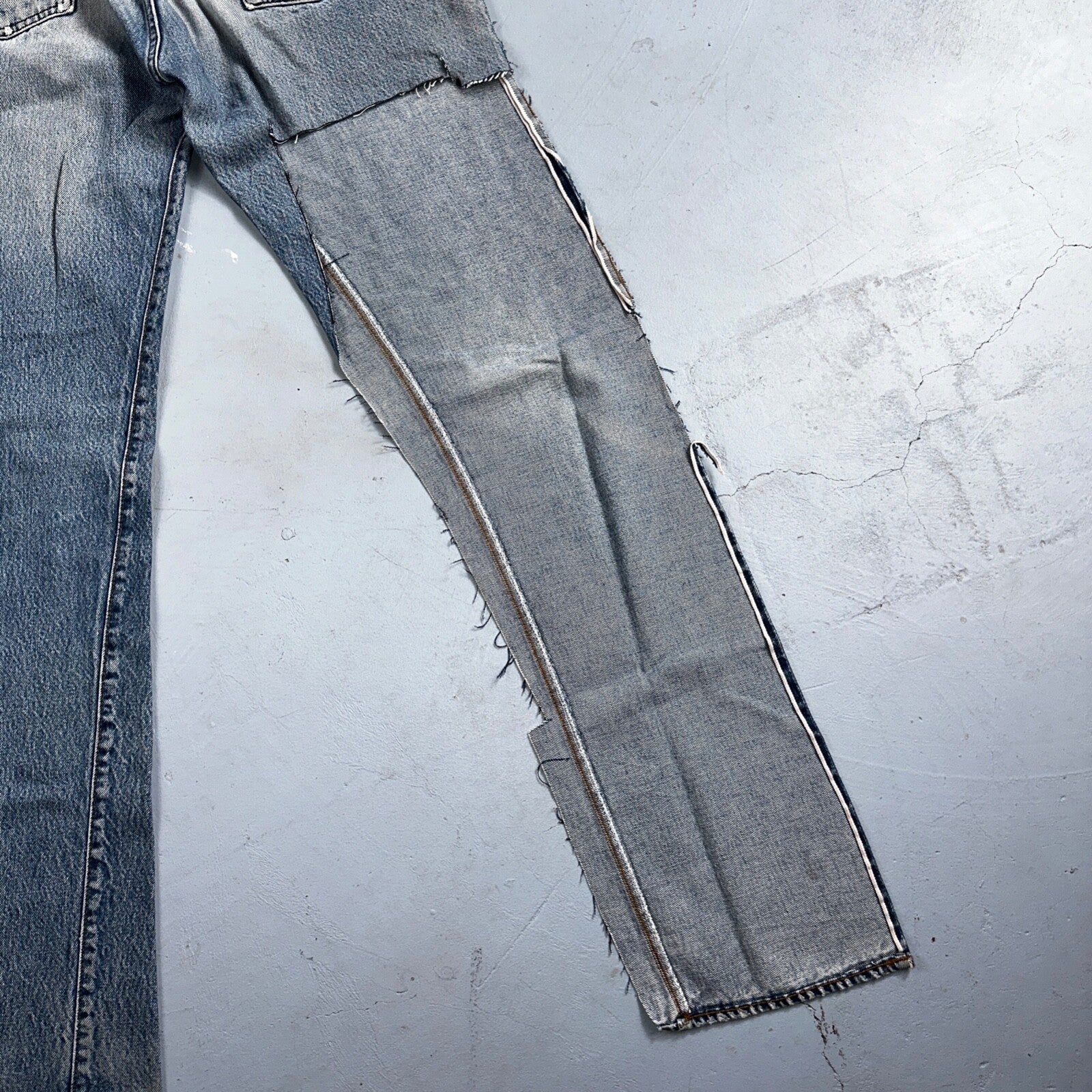 Levis 501 Vintage 80s Redline Selvedge USA XX Jeans Light Wash 33x40 Act 30x34