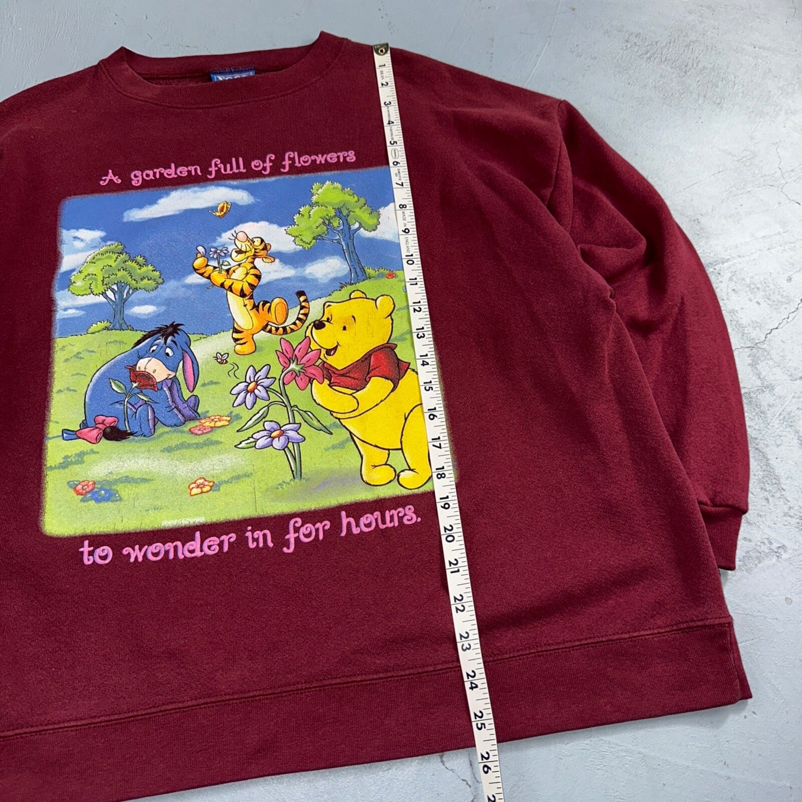 VTG 90s Disney Pooh Garden Full of Flowers Sweatshirt Tigger Eeyore Sz L/XL