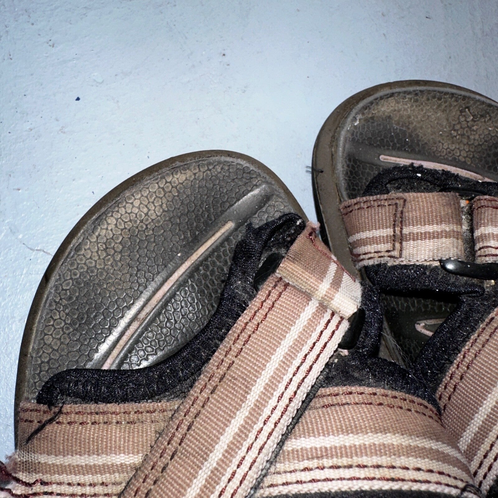 Ecco Hiking Sandals Womens 37 US 6/6.5 Brown Offroad Yucatan Outdoors FLAWS