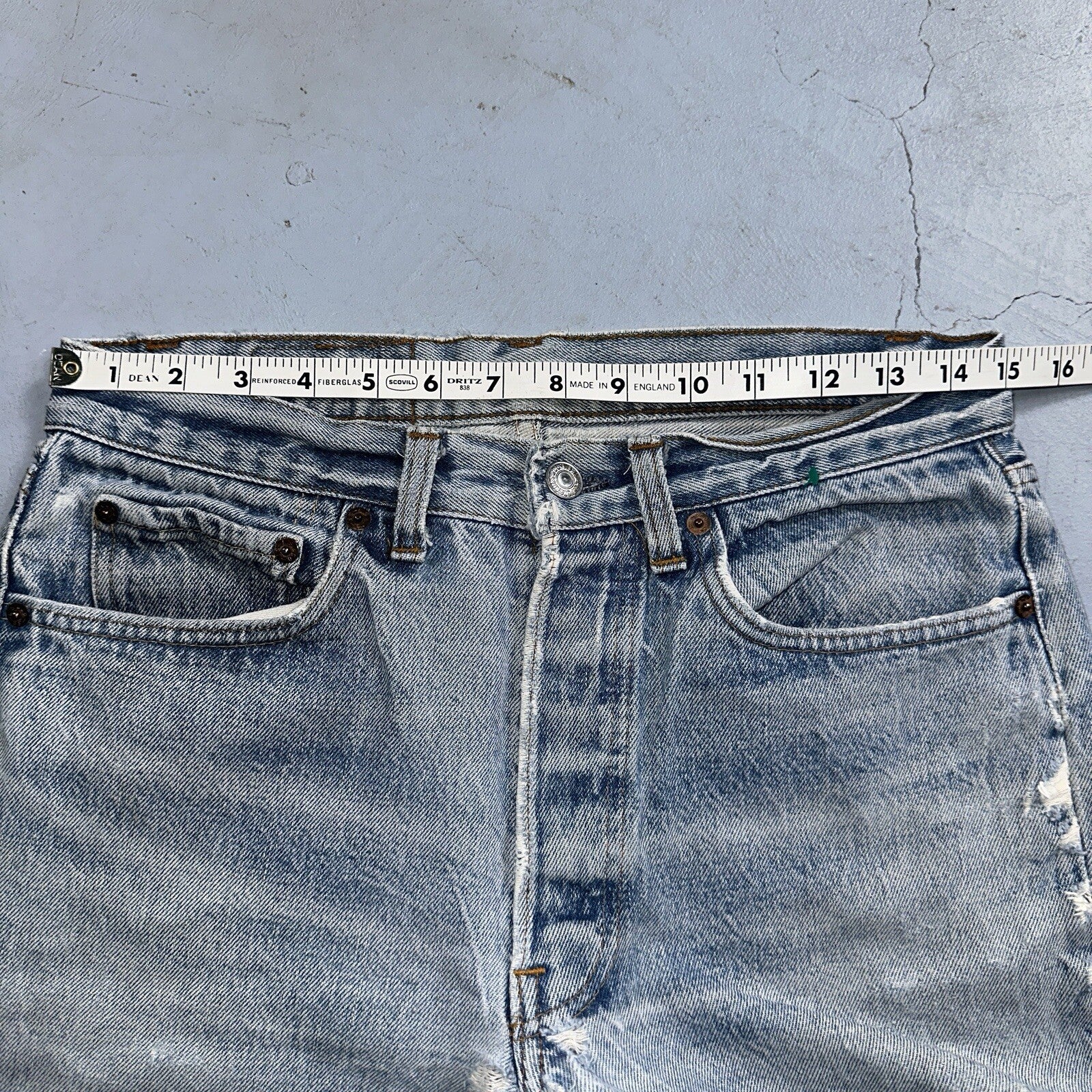 Levis 501 Vintage 80s USA XX Straight Leg Jeans 32x31 Thrashed Wash Act 30x26