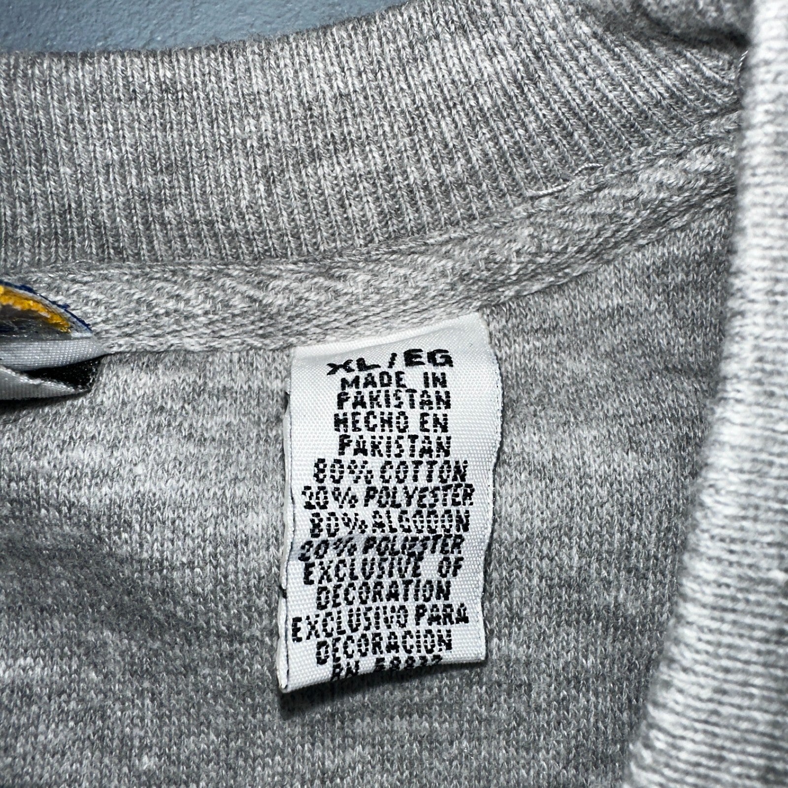 Pooh VTG Real Bears Never Ask Crew Neck Sweatshirt XL Embroidered Grey 90s