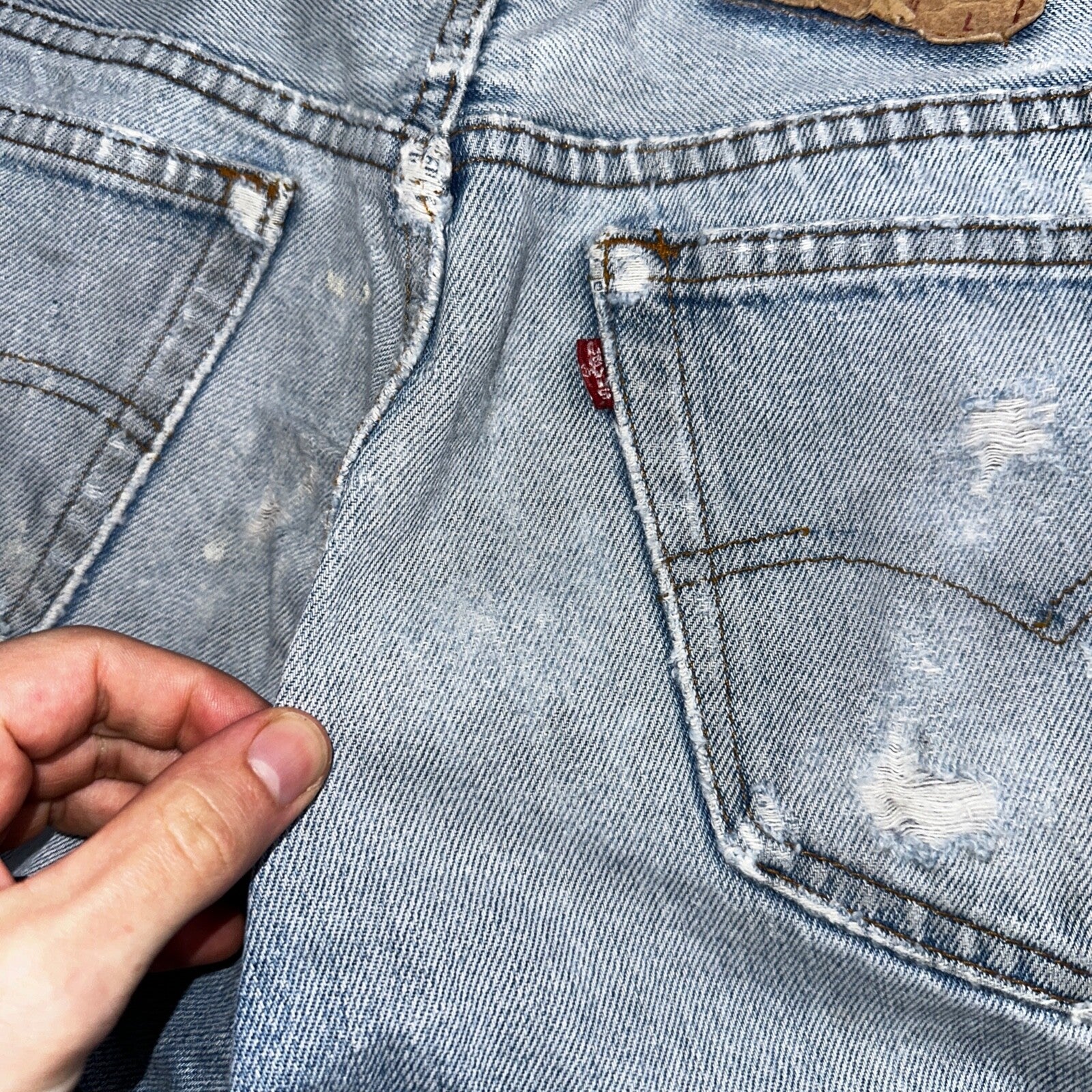 Levis 501 Vintage 80s USA XX Straight Leg Jeans Blue Thrashed 33x38 Act 31x33