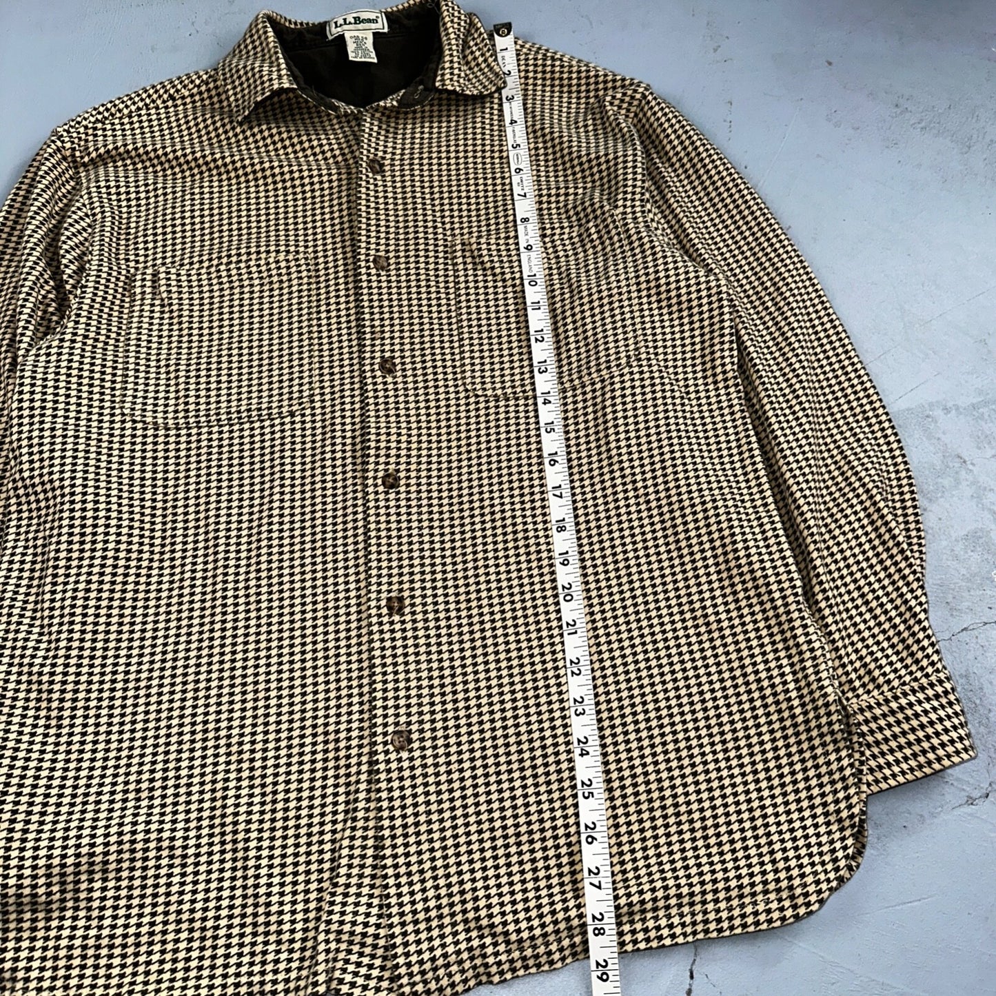 LL Bean VTG SOFT Flannel Shirt Size M Mens Cream Houndstooth Long Sleeve Button