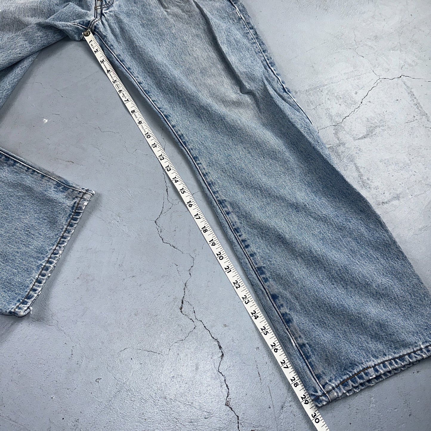 Levis 501 Vintage Y2K 90s XX Straight Leg Jeans Blue Light Wash 35x32 Act 32x29