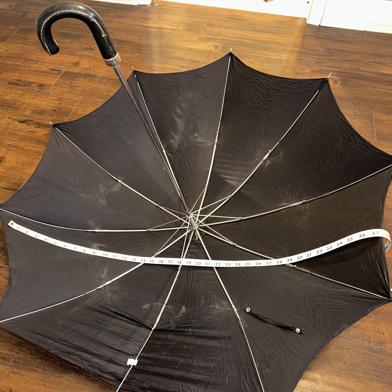 Vintage Telescoping Umbrella Leather Handle and Case 70s 80s Antique Black Basic