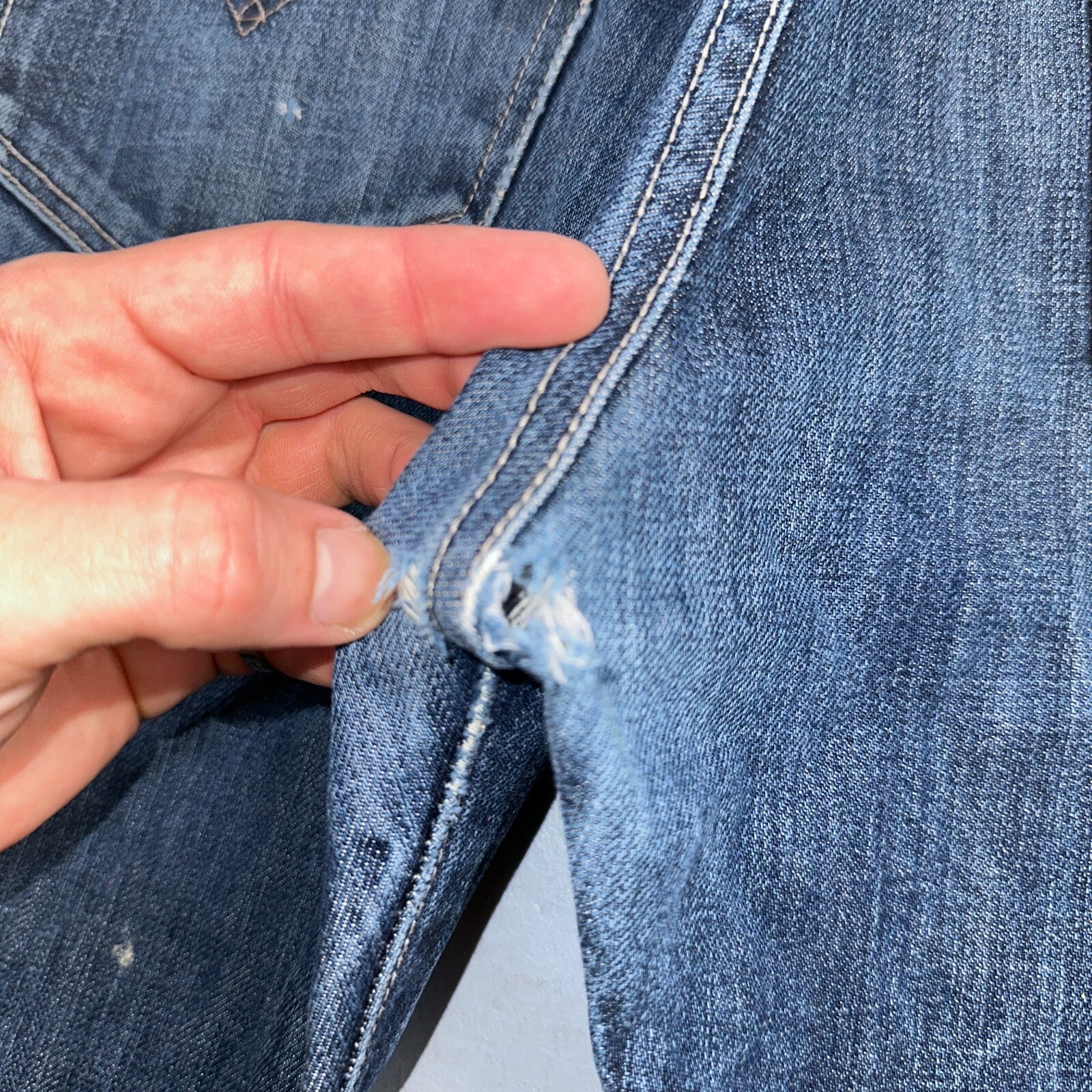 Levis 501 Y2K XX Straight Leg Jeans Blue VTG Whiskers Wash 36x32 Act 36x30