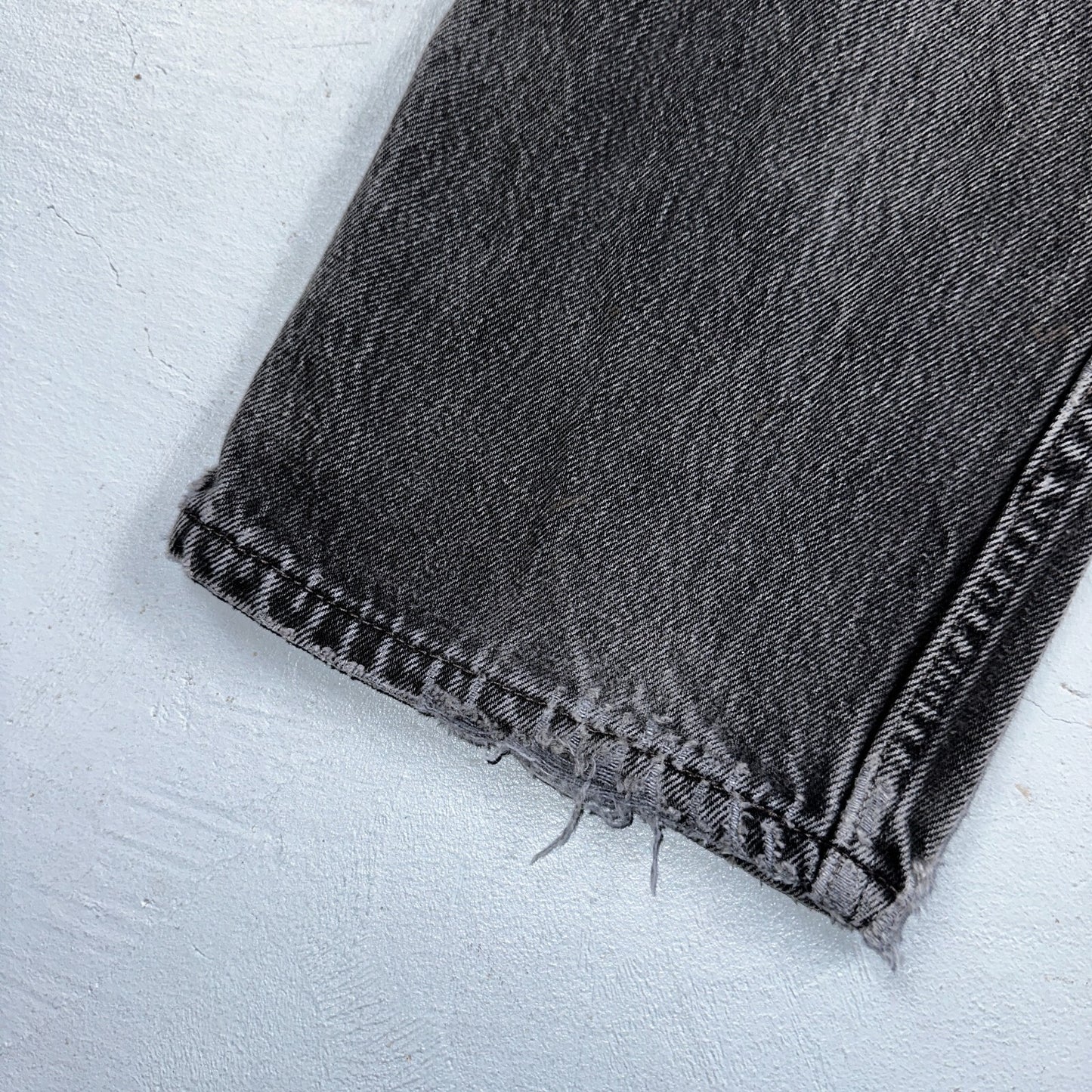 Levis 501 Vintage 90s USA XX Straight Leg Jeans Black Med Wash 32x32 Act 30x30