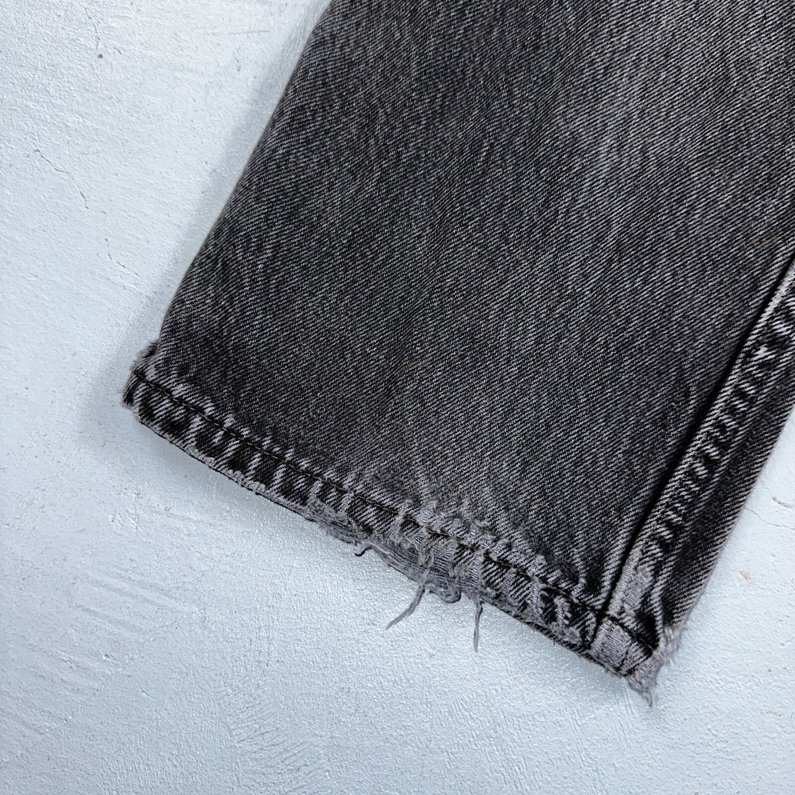 Levis 501 Vintage 90s USA XX Straight Leg Jeans Black Med Wash 32x32 Act 30x30