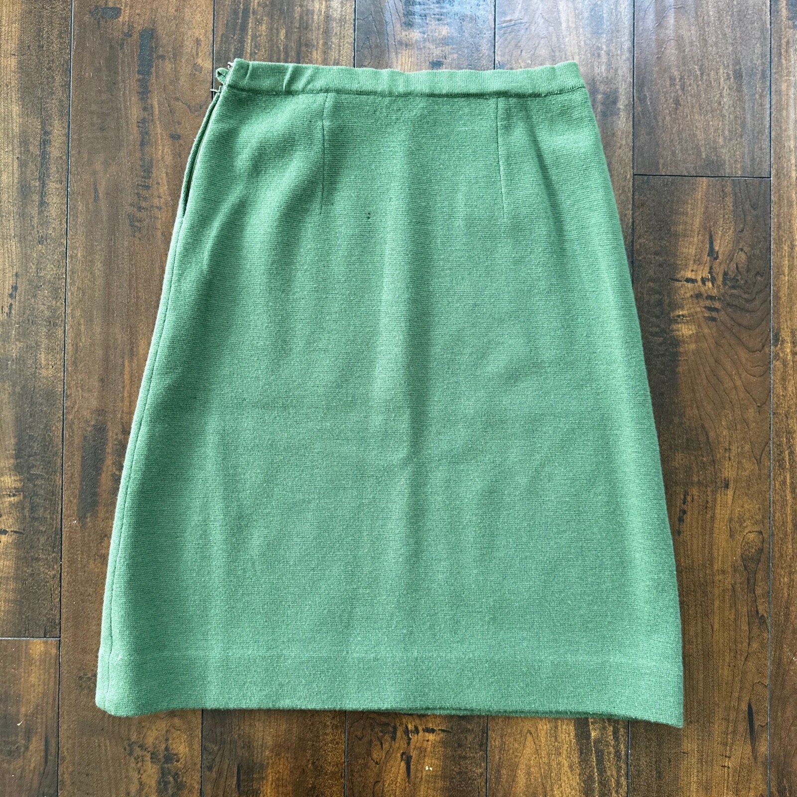 Vintage Lipman Wolfe & Co Green Wool Skirt Suit Womens Italy 100% 1960s 60s