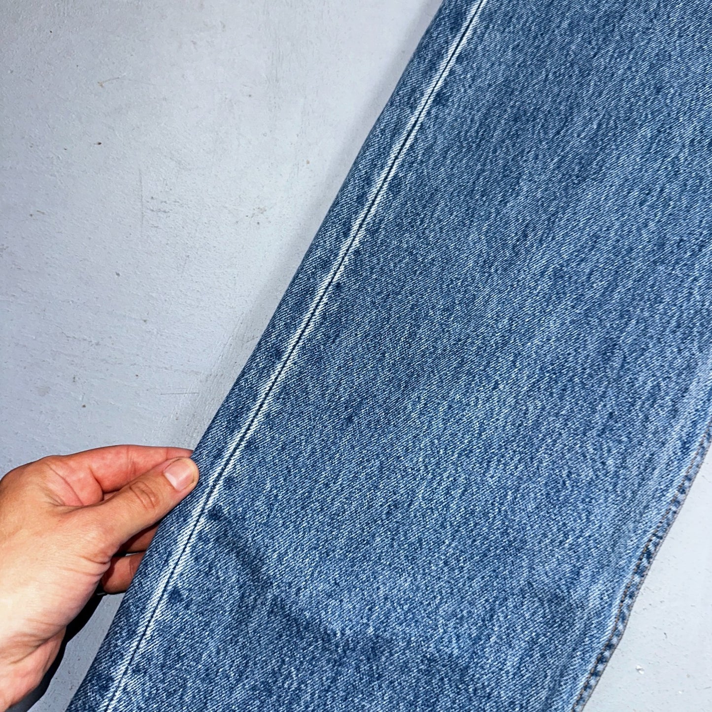Levis 501 Vintage 80s USA XX Straight Leg Jeans Blue Light Wash 36x32 Act 34x32