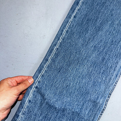 Levis 501 Vintage 80s USA XX Straight Leg Jeans Blue Light Wash 36x32 Act 34x32