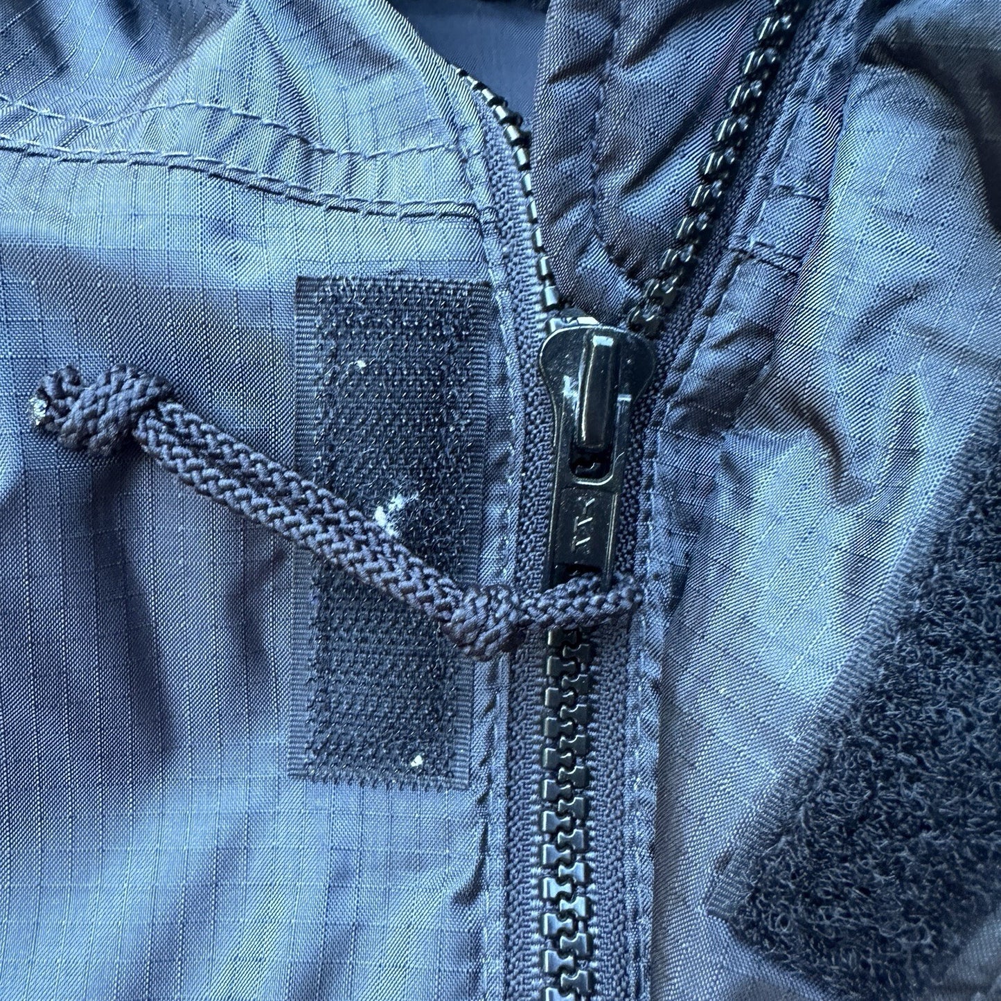 REI VTG Gore-Tex Orange GTX Shell Paclite Waterproof Jacket Mens Medium Black