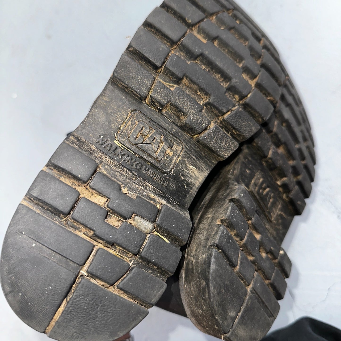 Caterpillar Men's Second Shift Work Boot Soft Toe Black Leather Size 8.5 CAT