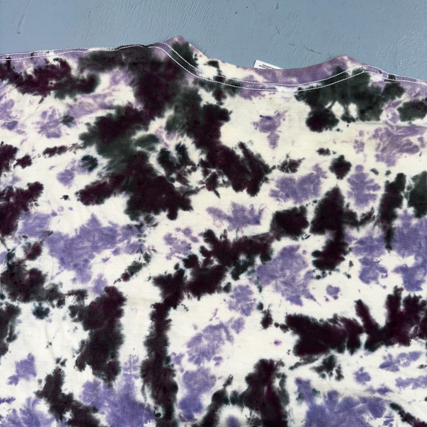 Tye Dye Hippie Purple Black VTG T Shirt Y2K Grateful Dead Wild Pattern Cool Best