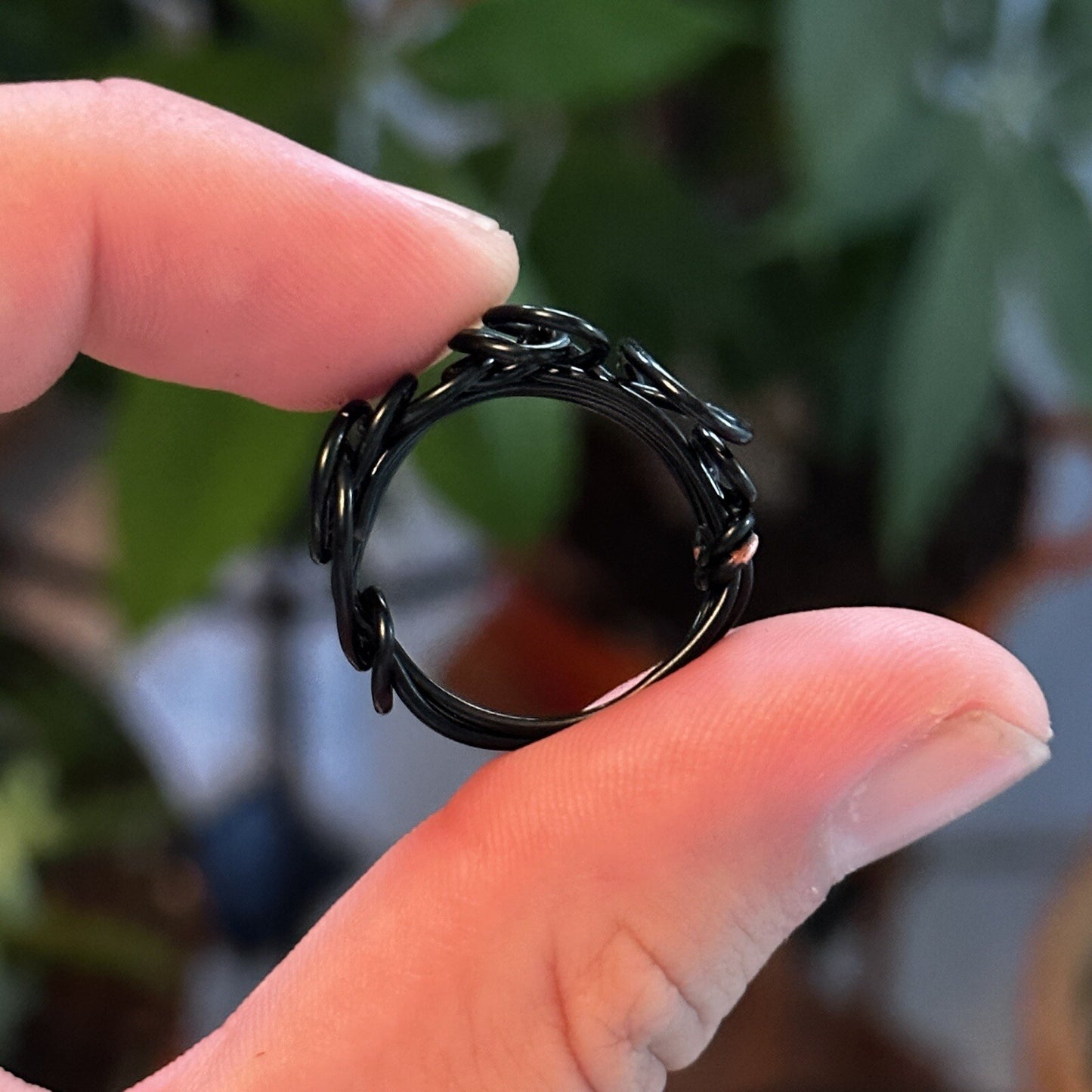 Homemade Wire Black Created Women's Wedding Band Ring Cute Y2K VTG Cool 90s