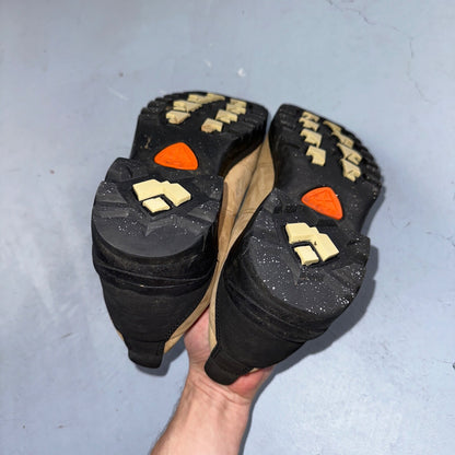 Vtg Nike ACG Womens Suede Leather Hiking Trail Shoes Tan 10 Hiking 185147-221