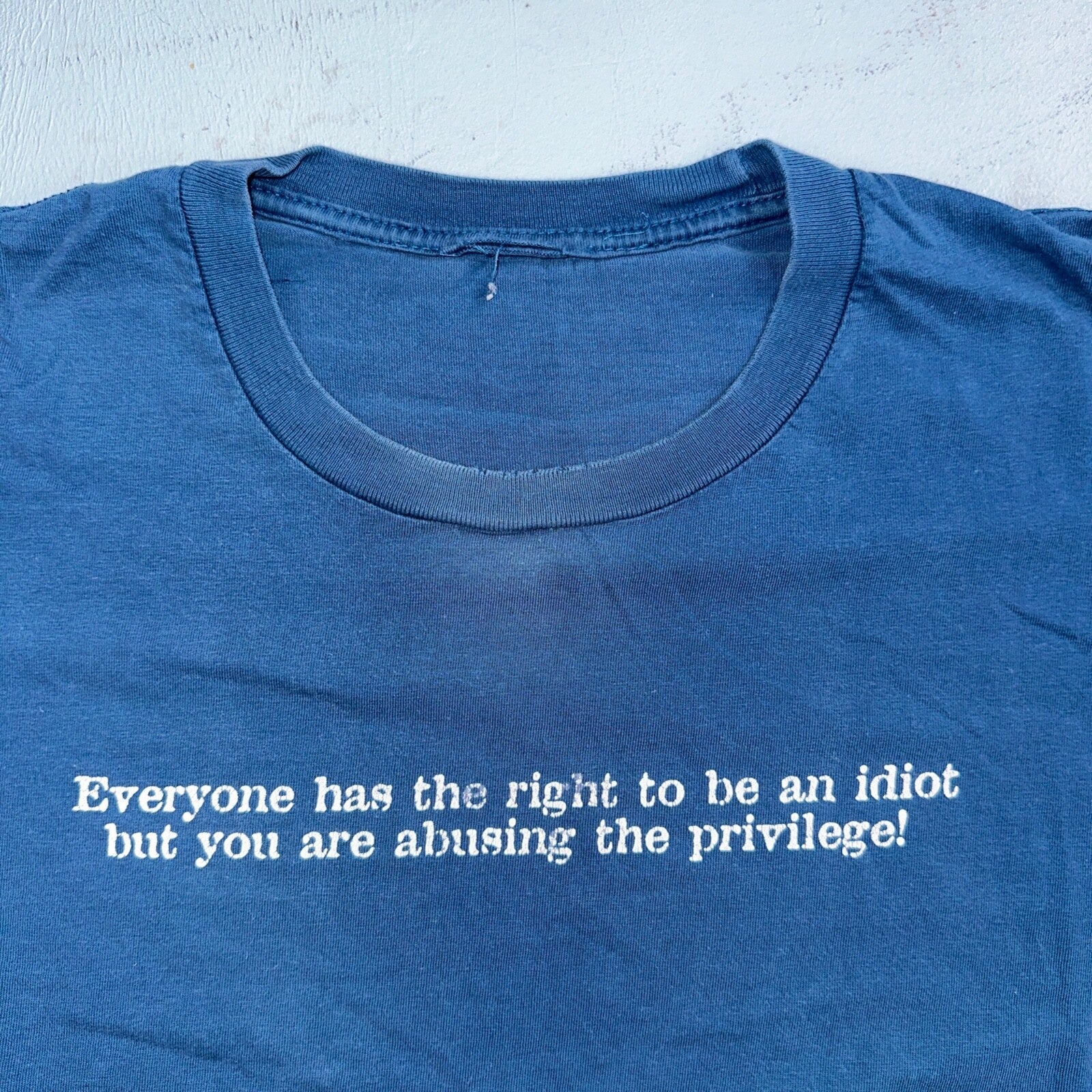 Funny Quote Idiot VTG T Shirt Y2K Text Typographic Comic Laugh Out Loud Joke