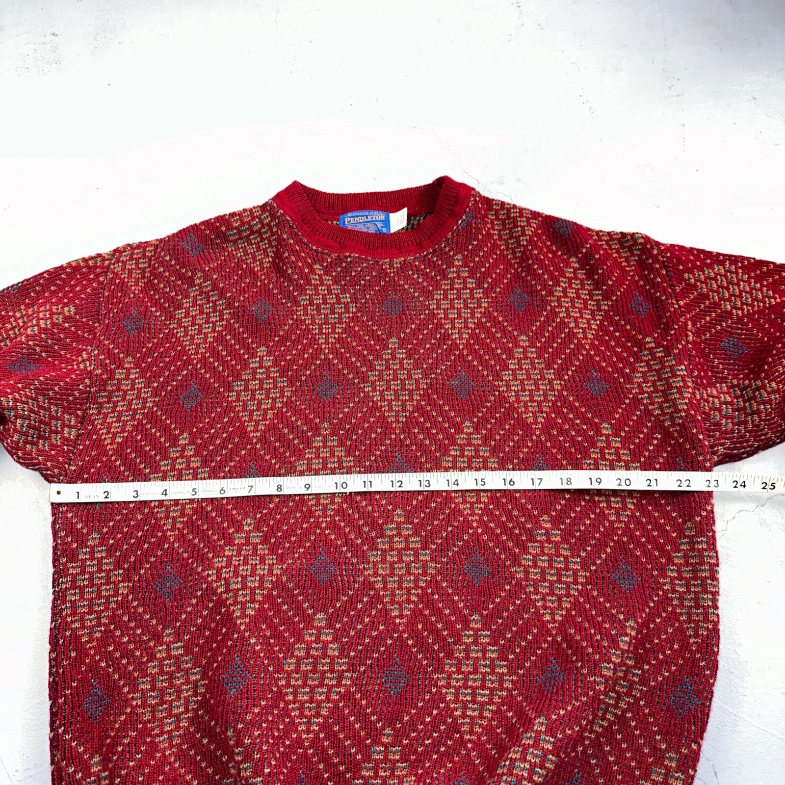 Pendleton VTG 100% Wool Sweater Mens L Argyle Red Oregon USA  Preppy Christmas