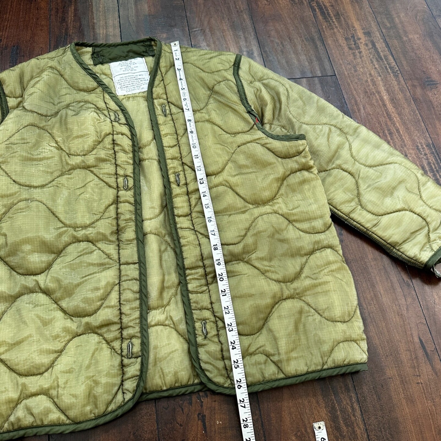 VTG 1970s Military Liner Mens Medium Green Quilted Cold Weather DSA100-74-C-1596