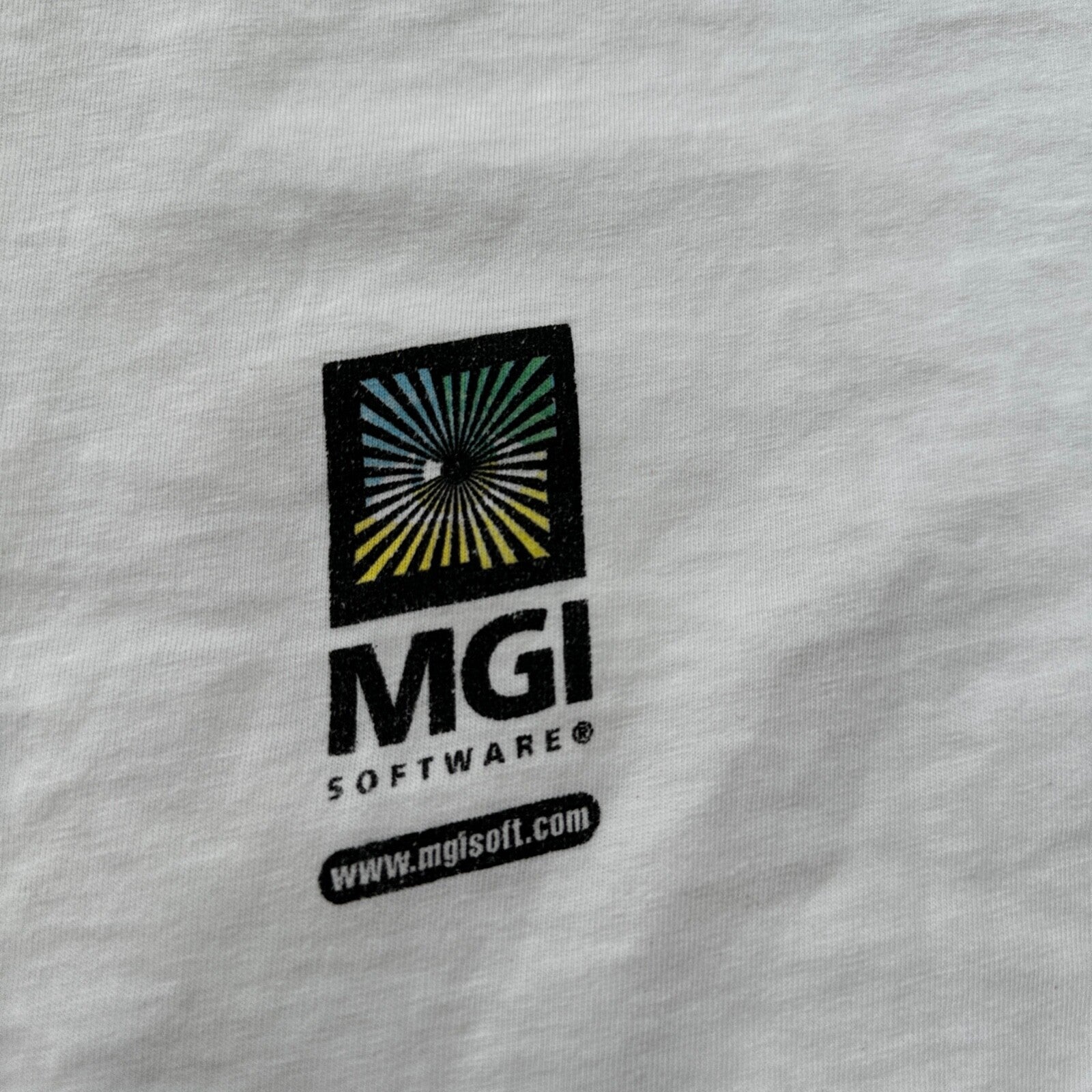 Computer PC Windows MGI Software Tech Vintage T Shirt 90s Y2K Paint Art Hanes