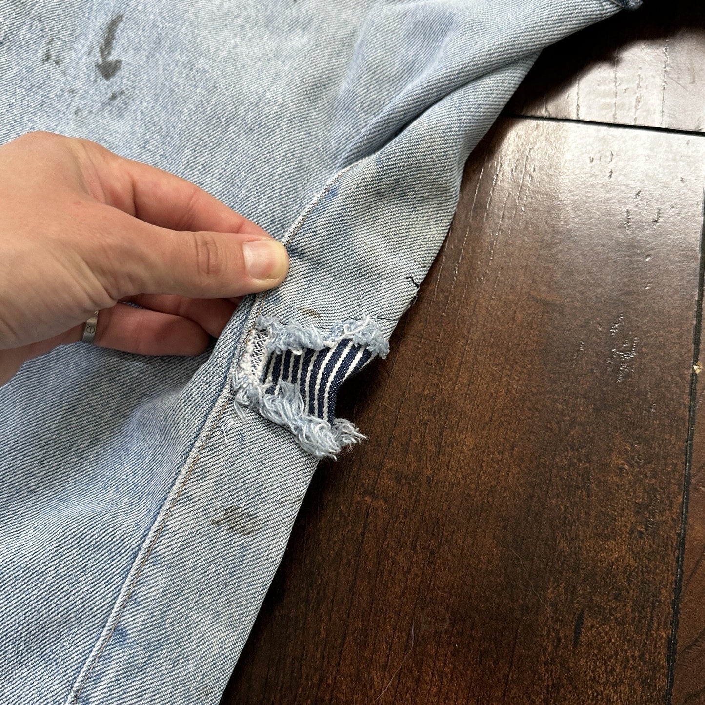 Levis Vintage 80s Redline Selvedge USA 501 Light Wash Jeans 66 30x28 Thrashed